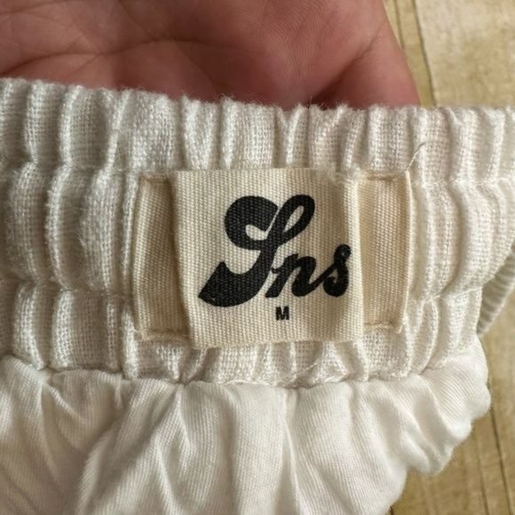 NWOT SNS Linen Shorts in Ecru - Picture 4 of 5
